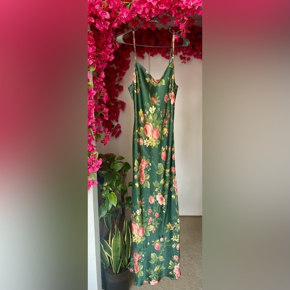 🌺 NWT Reformation Parma Silk Dress in Belvedere Green - Size Small - Picture 6 of 11